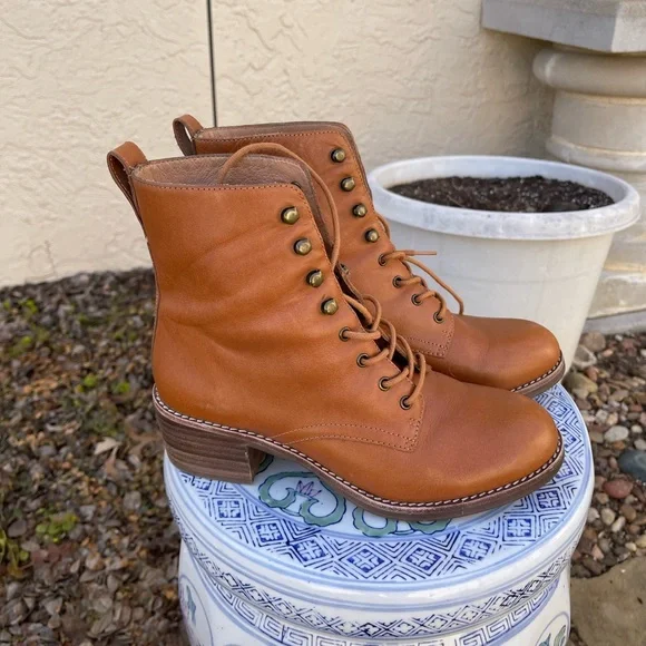 Madewell Patti Lace-Up Leather Boots Sz 6.5.style AA202. - Picture 6 of 7